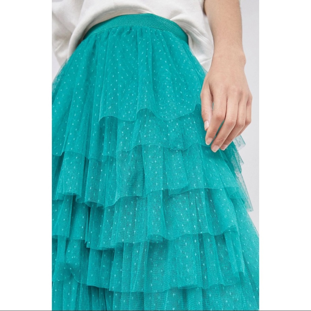 Anthropologie Asymmetrical Tiered Tulle Skirt NWT - Picture 4 of 7